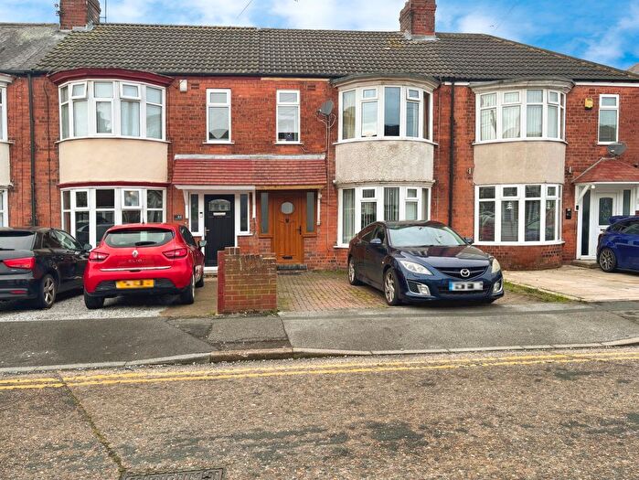 3 Bedroom Semi Detached House For Sale In Westfield Road, Hull, HU4