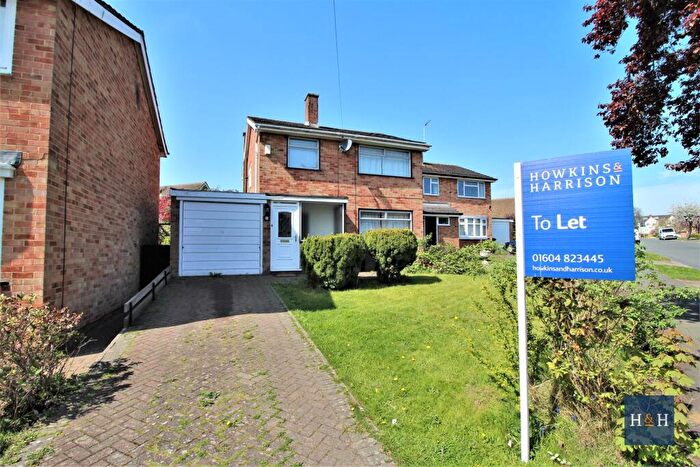 3 Bedroom House To Rent In Landcross Drive, Abington Vale -, NN3