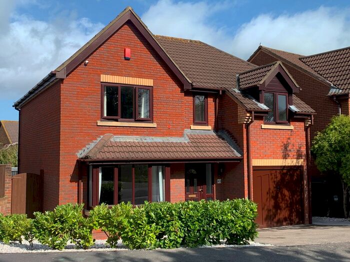 4 Bedroom Detached House To Rent In The Cornfields, Weston-Super-Mare, BS22