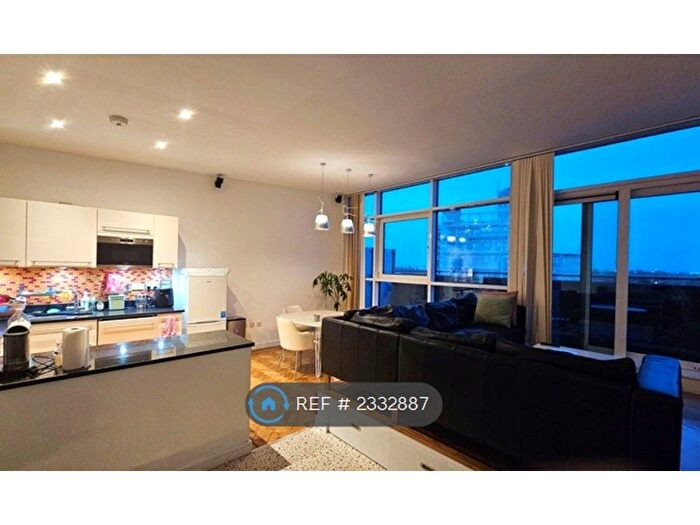 2 Bedroom Flat To Rent In Penthouse Royal Arsenal Riverside, London, SE18