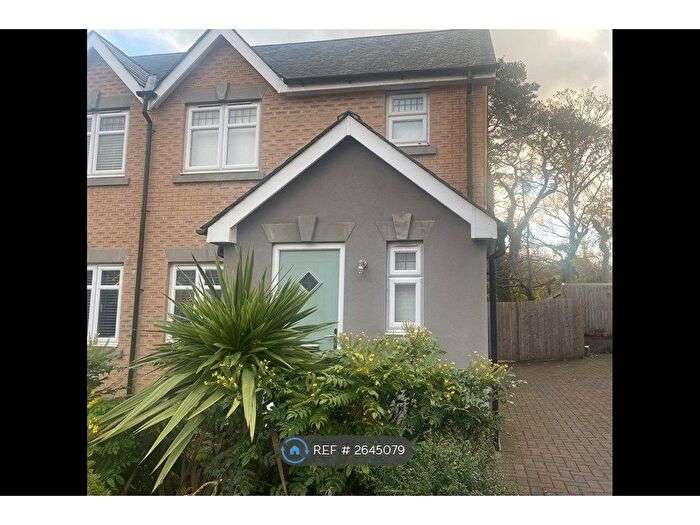 3 Bedroom Semi-detached House To Rent In Plas Y Coed, Bangor, LL57