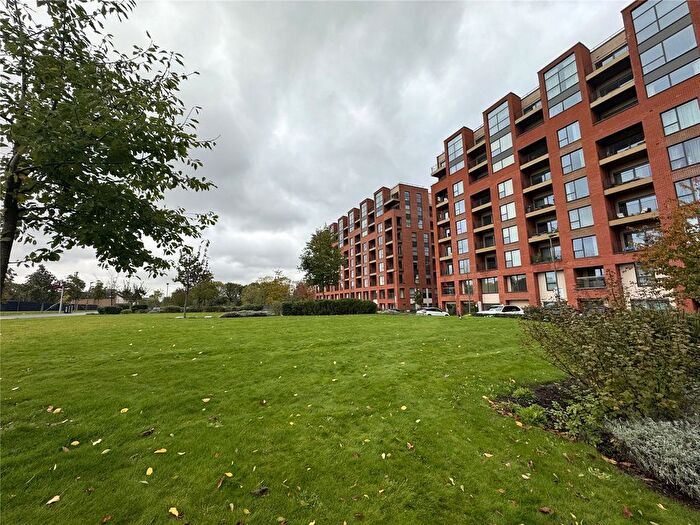 2 Bedroom Flat To Rent In Citrine House, Colindale Garden, London, NW9