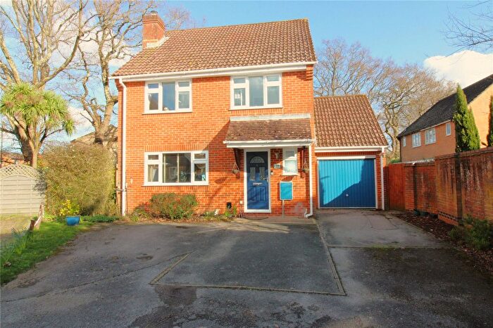 4 Bedroom Detached House For Sale In Wheatlands, Fareham, Hampshire, PO14