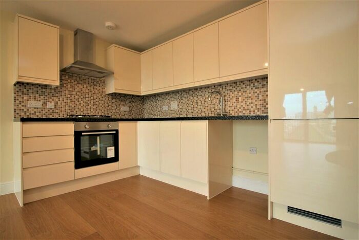 1 Bedroom Flat To Rent In Charter House, High Road, Ilford, IG1