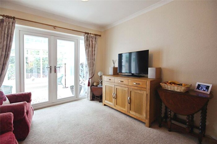 2 Bedroom Bungalow To Rent In Whitelands Drive, Ascot, Berkshire, SL5