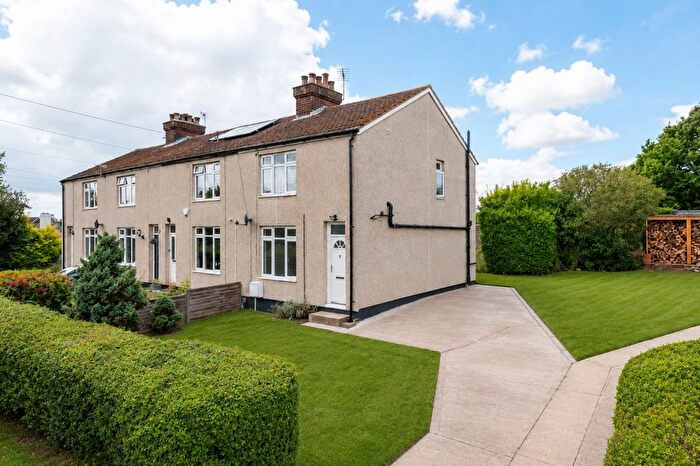 3 Bedroom Semi-Detached House For Sale In Flitwick Road, Maulden, Bedford, MK45