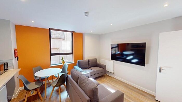 6 Bedroom House To Rent In Fitzhardinge House, Tailors Court, Bristol, BS1