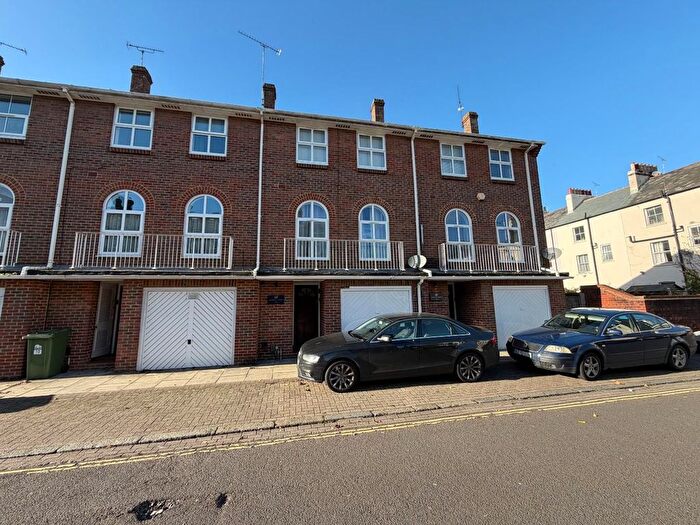 Studio To Rent In John Street, Southampton, SO14
