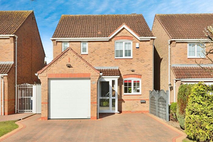 3 Bedroom Detached House For Sale In Alpine Court, Worksop, S80