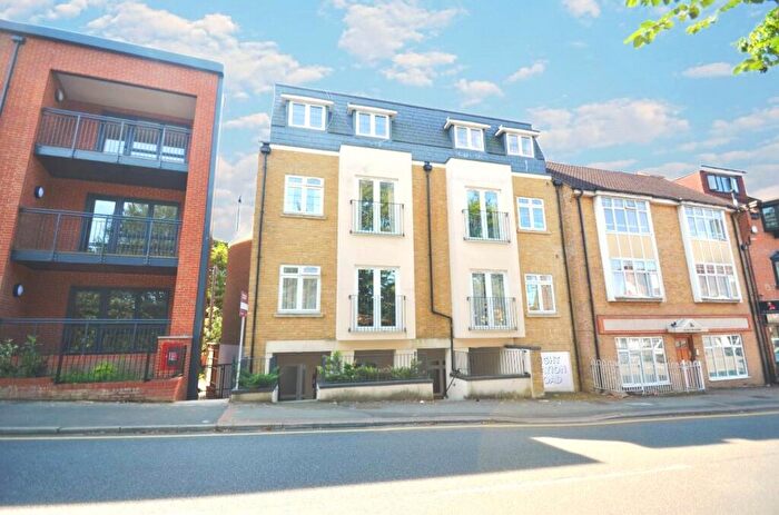 1 Bedroom Apartment To Rent In Station Road, Belmont, Surrey, SM2
