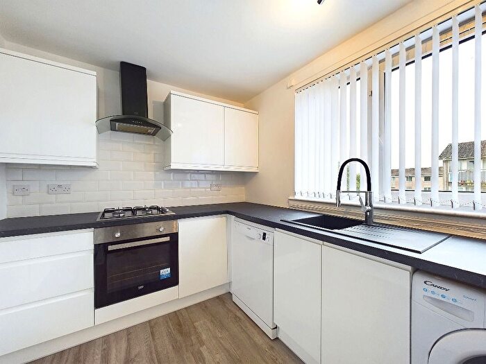 2 Bedroom Flat To Rent In Russell Place, East Kilbride, South Lanarkshire, G75