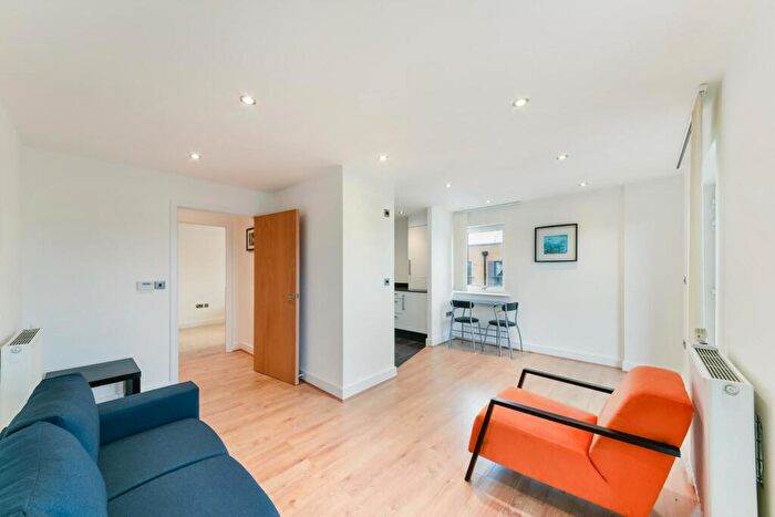 2 Bedroom Apartment For Sale In Fairthorn Road, London, SE7