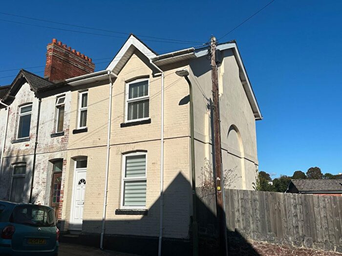 4 Bedroom End Of Terrace House For Sale In Goshen Road, Torquay, TQ2