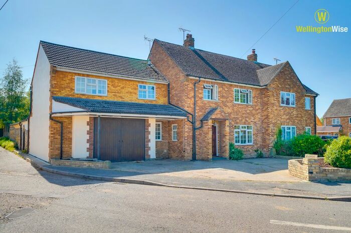 5 Bedroom Semi-Detached House For Sale In Church Street, Litlington, Royston, SG8