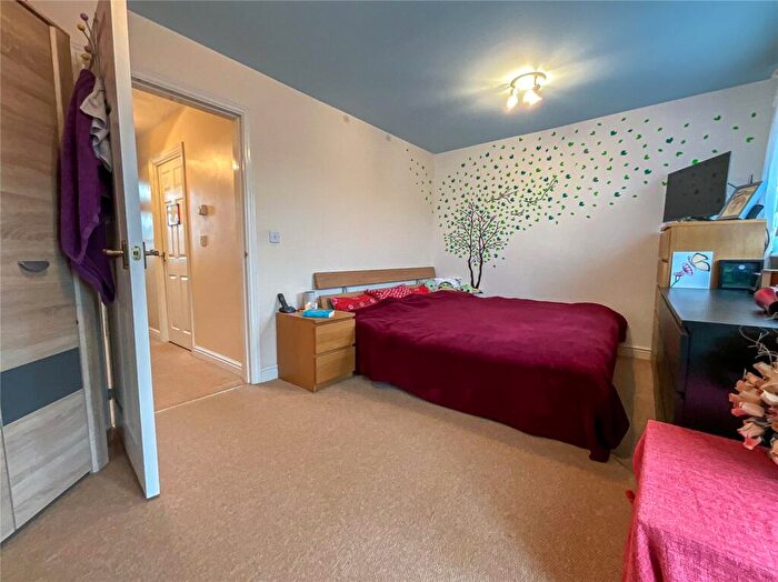 3 Bedroom Terraced House For Sale In Hedging Lane, Wilnecote, Tamworth, Staffordshire, B77