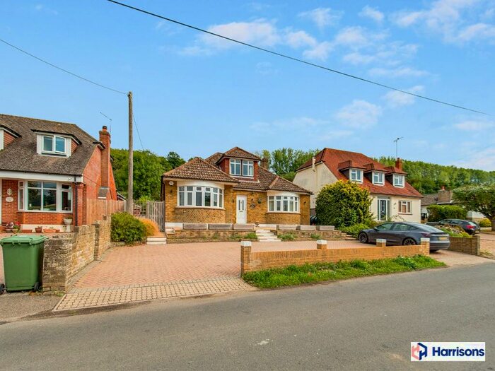 4 Bedroom Detached House For Sale In Highsted Valley, Rodmersham, Sittingbourne, Kent, ME9