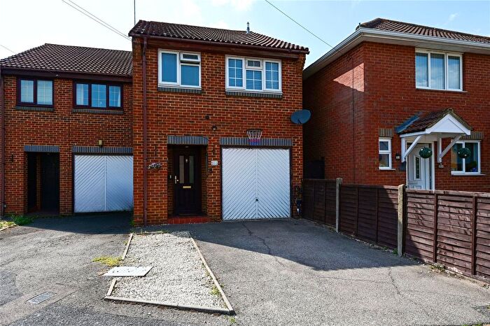 3 Bedroom Semi-Detached House For Sale In Staines, Surrey, TW18