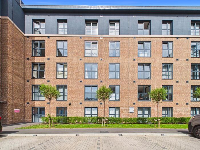 1 Bedroom Apartment For Sale In Strutt House, Erasmus Drive, DE1