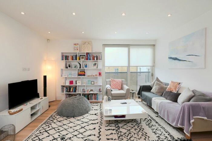 2 Bedroom Flat To Rent In Regent Street, London, NW10