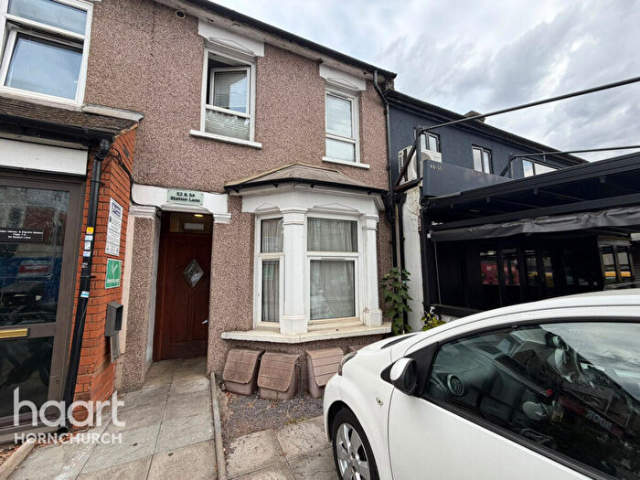2 Bedroom Apartment To Rent In Station Lane, Hornchurch, RM12