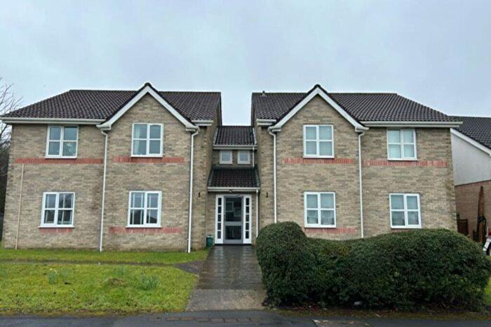 1 Bedroom Flat For Sale In Ffordd Cynghordy, Llansamlet, Abertawe, SA7