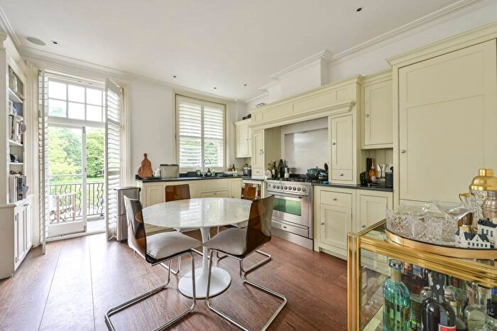 3 Bedroom Terraced House To Rent In Prince Of Wales Drive, Battersea Park, London, SW11