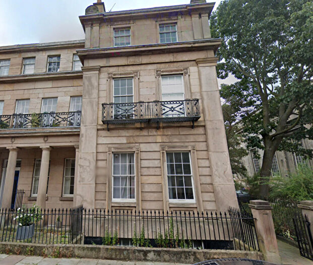 1 Bedroom End Of Terrace House To Rent In Percy Street, L8