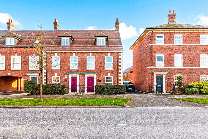 3 Bedroom Town House For Sale In Tay Road, New Lubbesthorpe, LE19