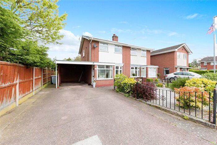 3 Bedroom Semi-Detached House For Sale In Wessex Close, Shavington, Crewe, Cheshire, CW2