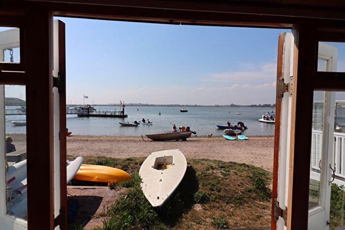 1 Bedroom Property For Sale In Mudeford Spit, Christchurch. Hut A, BH23