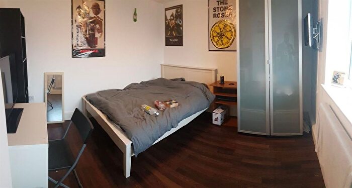 8 Bedroom Semi-Detached House To Rent In Brocklebank Road, Manchester, M14