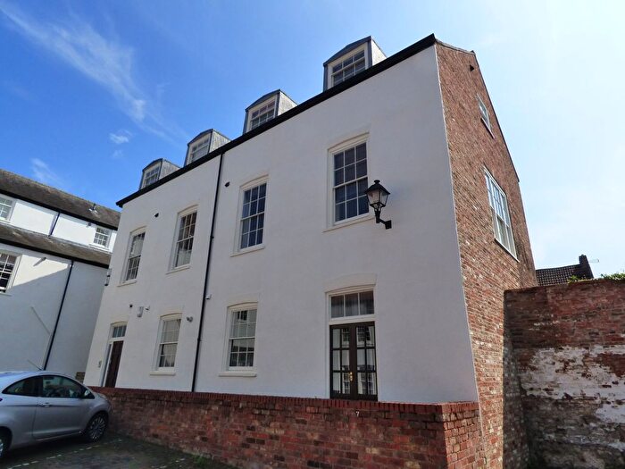 2 Bedroom Flat To Rent In Coach House Court, Caistor, LN7