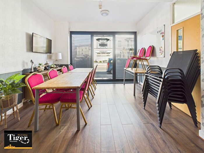 9 Bedroom Terraced House For Sale In Woodfield Road, Blackpool, FY1