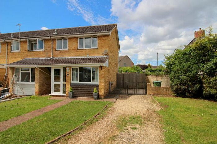2 Bedroom End Of Terrace House To Rent In Noble Avenue, Oldland Common, Bristol BS30