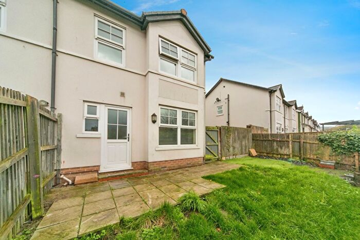 3 Bedroom Semi Detached House For Sale In Coed Y Felin, Conwy, LL32