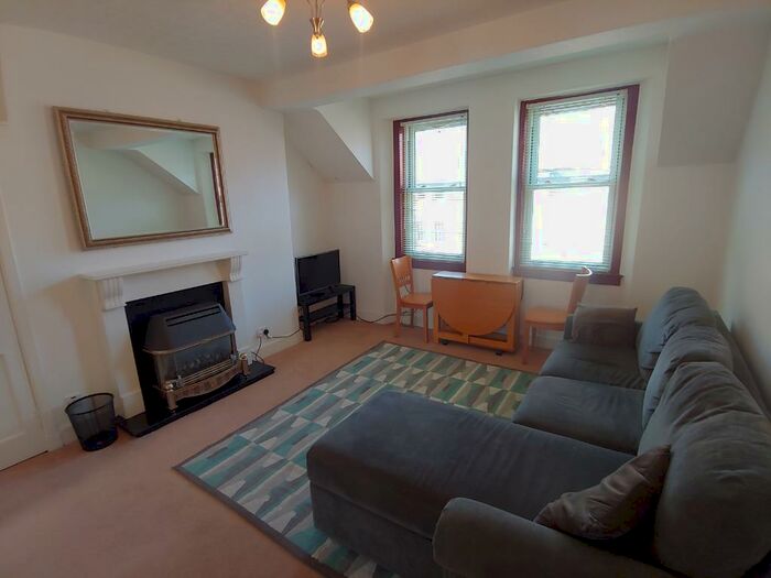 1 Bedroom Flat To Rent In Gifford Park, Newington, Edinburgh, EH8