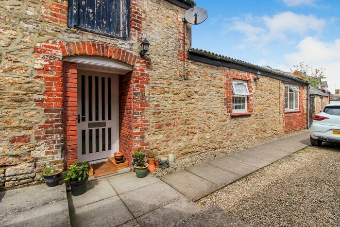 1 Bedroom Flat To Rent In Rear Of Sheep Street, Highworth, Swindon, SN6