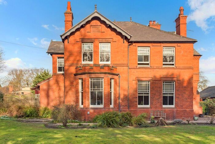 4 Bedroom Semi-Detached House To Rent In Curzon Park South, Chester, Cheshire, CH4