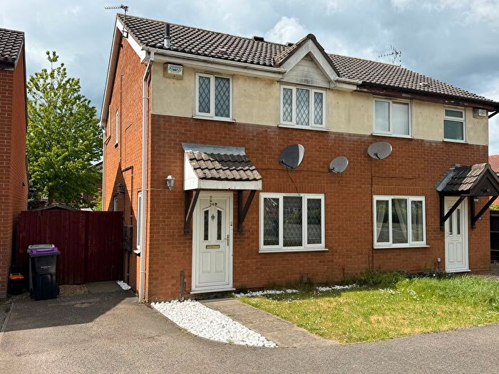 3 Bedroom Semi Detached House To Rent In Trent Road, Grantham, NG31