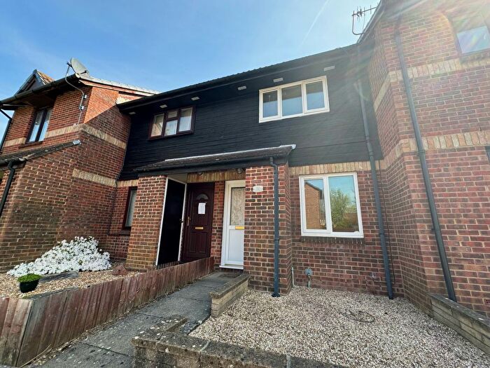 2 Bedroom Property To Rent In Kingsley Gardens, Southampton, SO40