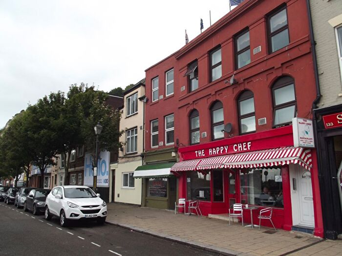 2 Bedroom Flat To Rent In Snargate Street, Dover, CT17