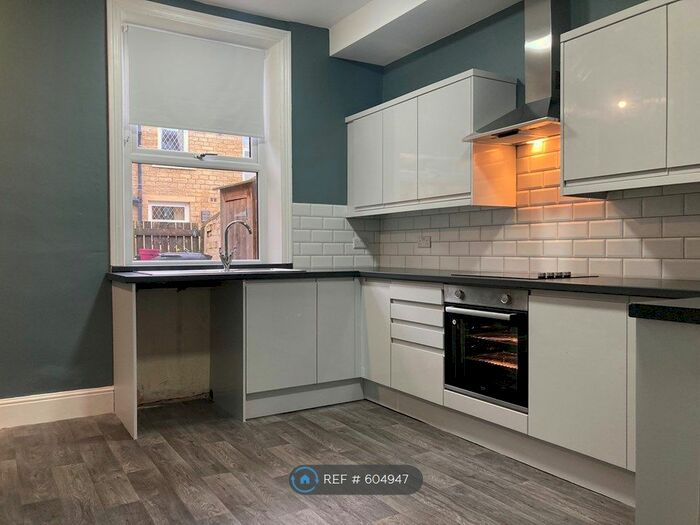 2 Bedroom Terraced House To Rent In Middle Dean Street, Greetland, Halifax, HX4