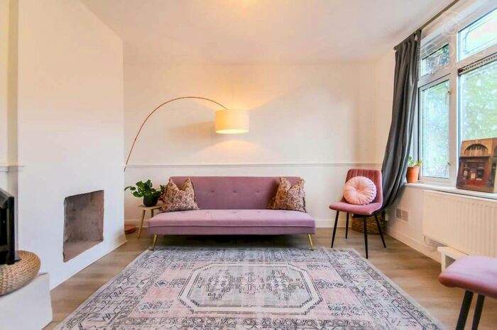 2 Bedroom Terraced House To Rent In Verderers Road, Chigwell, IG7