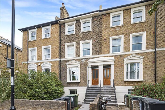 1 Bedroom Apartment For Sale In Manor Avenue, London, SE4