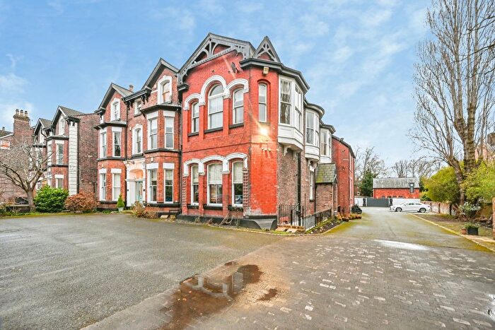 2 Bedroom Flat For Sale In Parkfield Road, Aigburth, Liverpool, Merseyside, L17