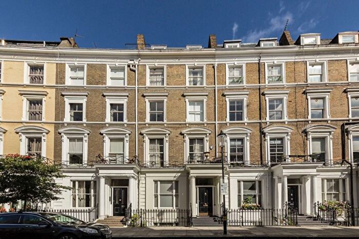 2 Bedroom Flat To Rent In Collingham Place, London, SW5