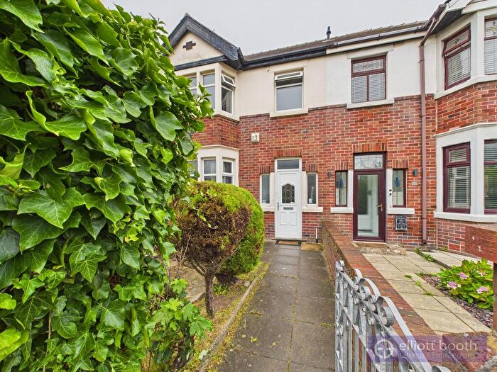 3 Bedroom Terraced House To Rent In Seventh Avenue, FY4