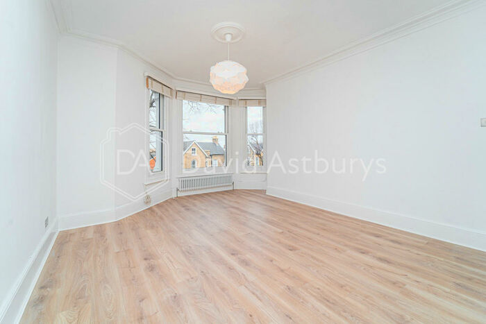 1 Bedroom Apartment To Rent In Haringey Park, Crouch End, London, N8