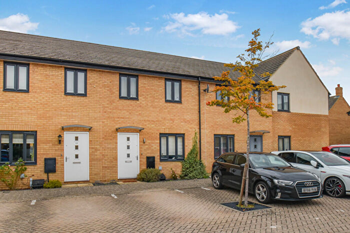 2 Bedroom Terraced House For Sale In Wren Close, St. Ives, PE27