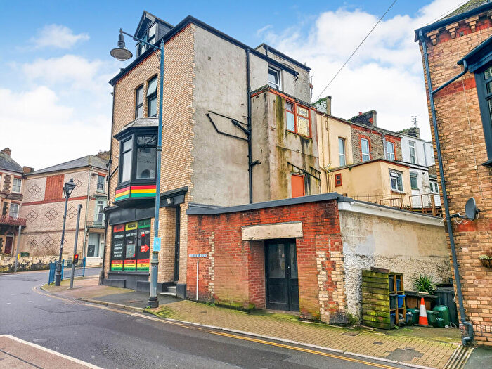 6 Bedroom End Of Terrace House For Sale In Church Street, Ilfracombe, Devon, EX34